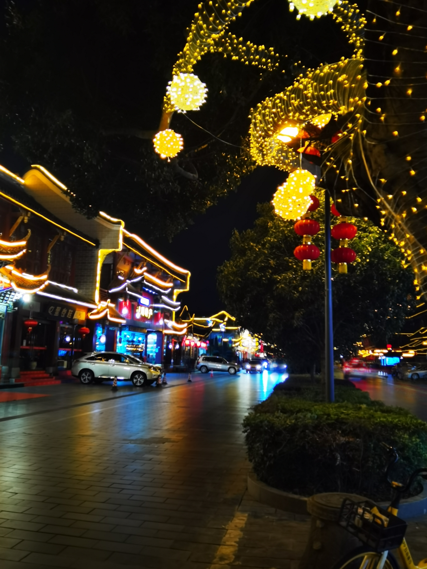 琴台路夜景