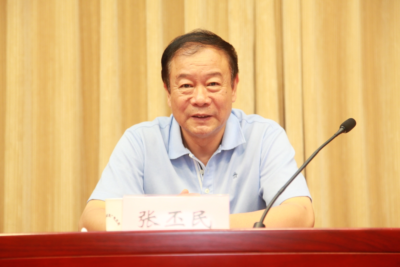 中国广播电视社会组织联合会副会长张丕民做重要讲话.