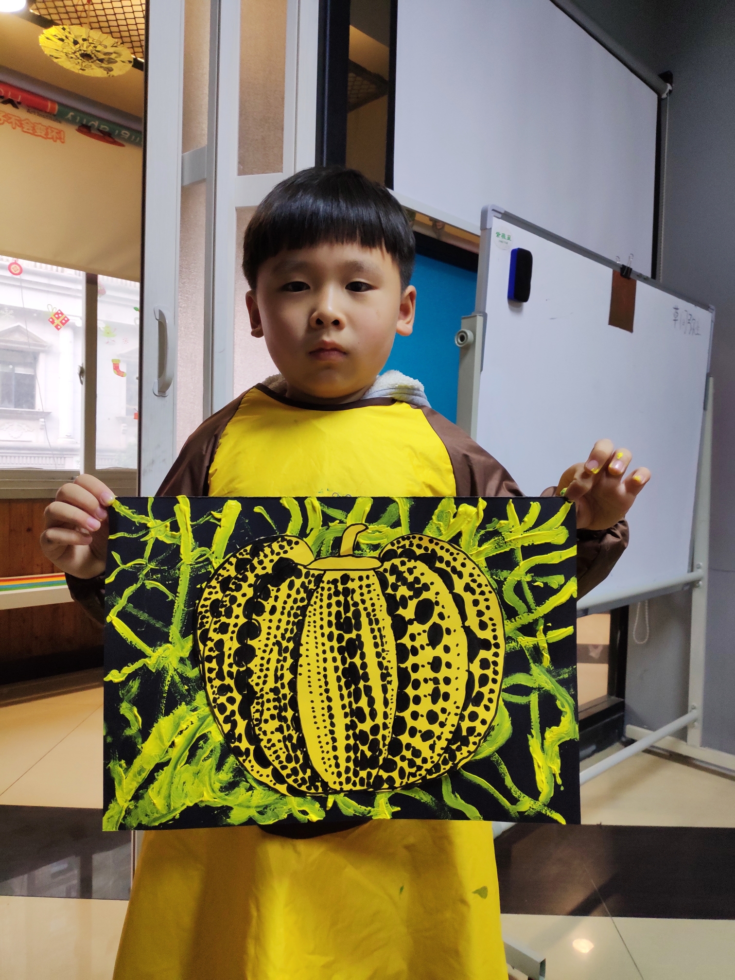 《草间弥生*波点艺术》: 波点艺术也是形式主义的一种 形式主义的作品