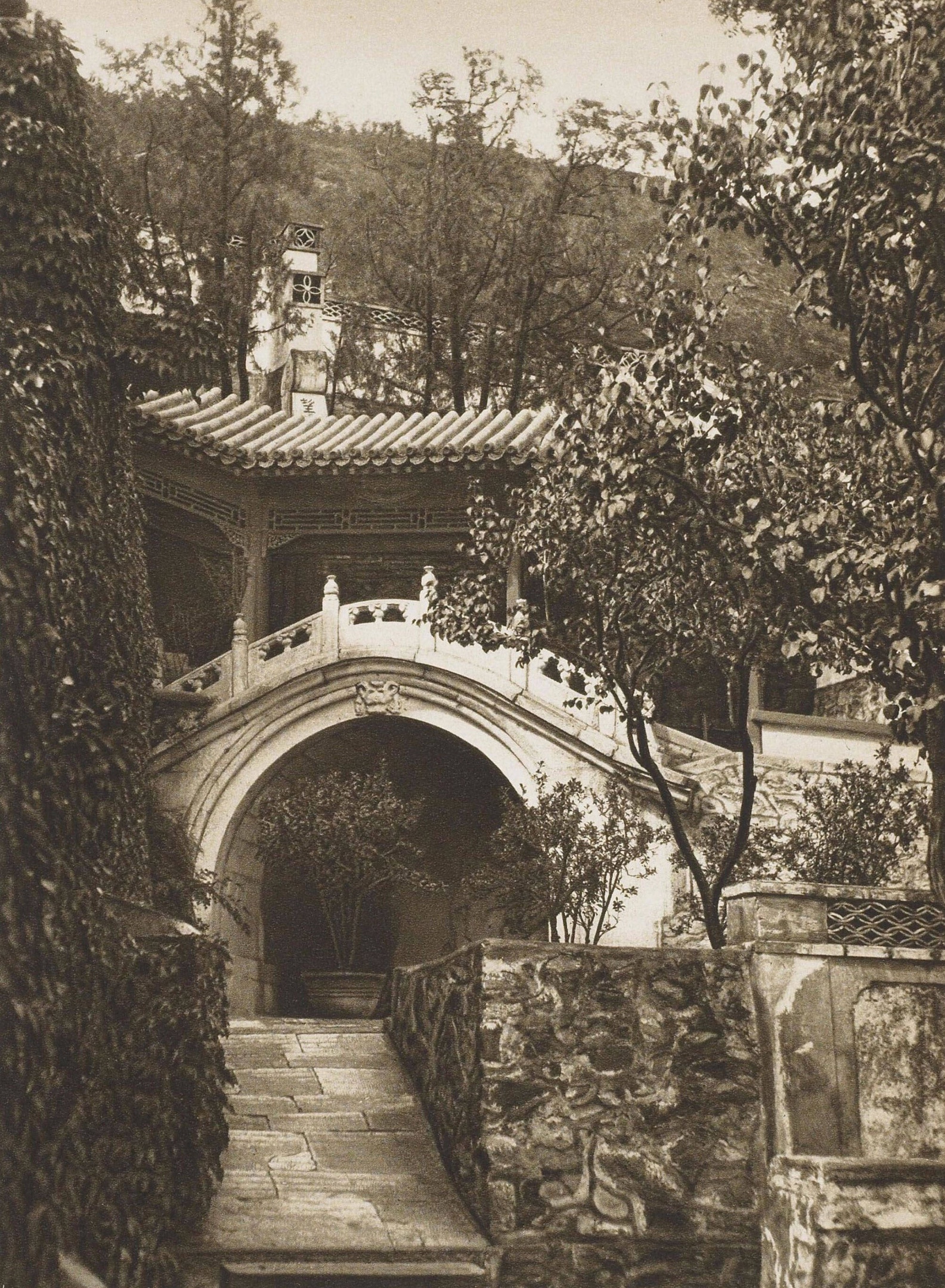 北京西山  狮子窝寺庙庭院