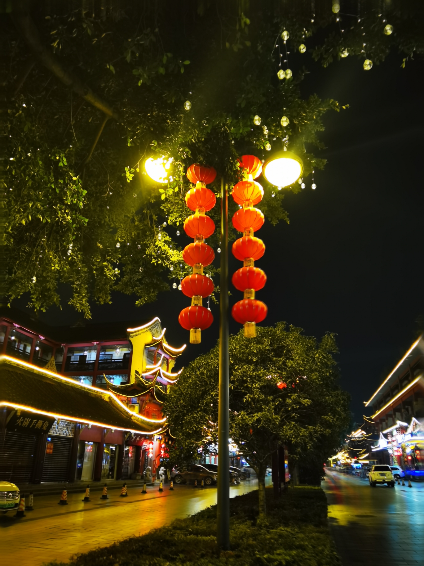 琴台路夜景