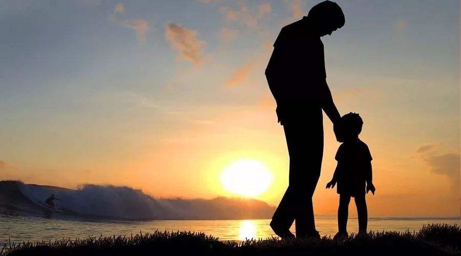 梦见与已故父亲共度的时光,探索梦境中的情感纽带与心灵慰藉 梦见与已故父亲共度的时光,探索梦境中的情感纽带与心灵慰藉