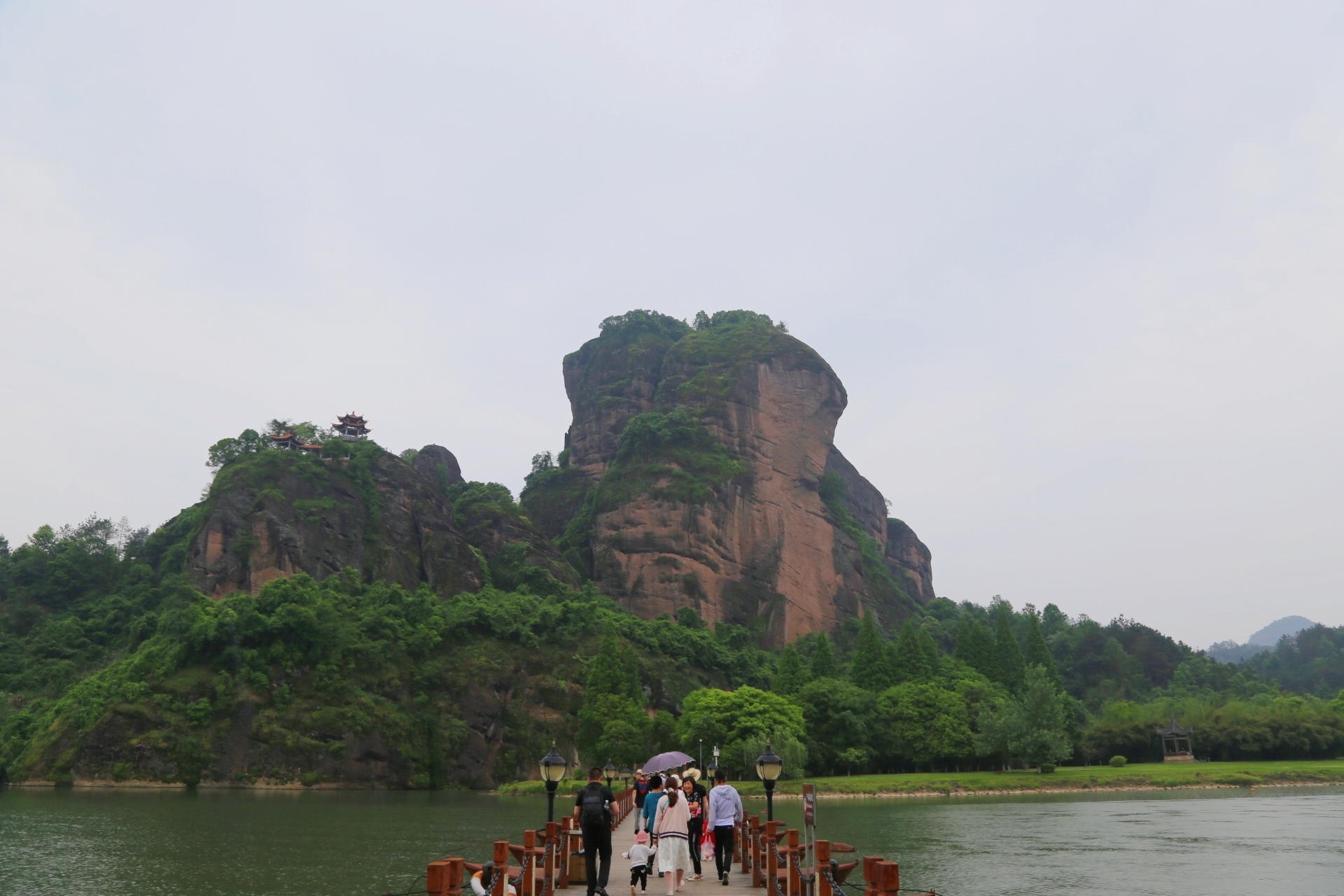 江西龙虎山景区风光.很不错的地方.可惜宣传的力度还不够大.摄影.