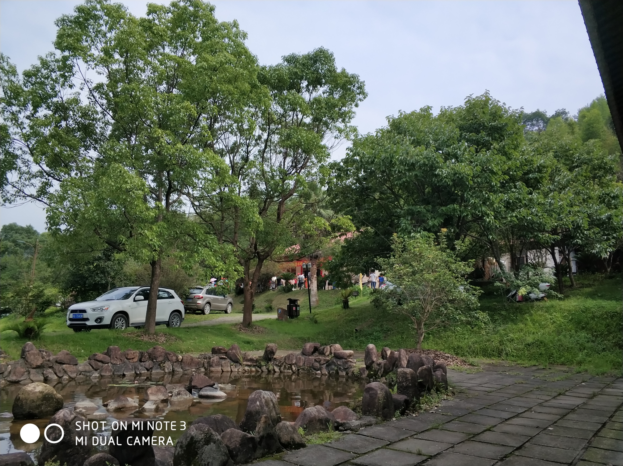 来华阳山读书吧