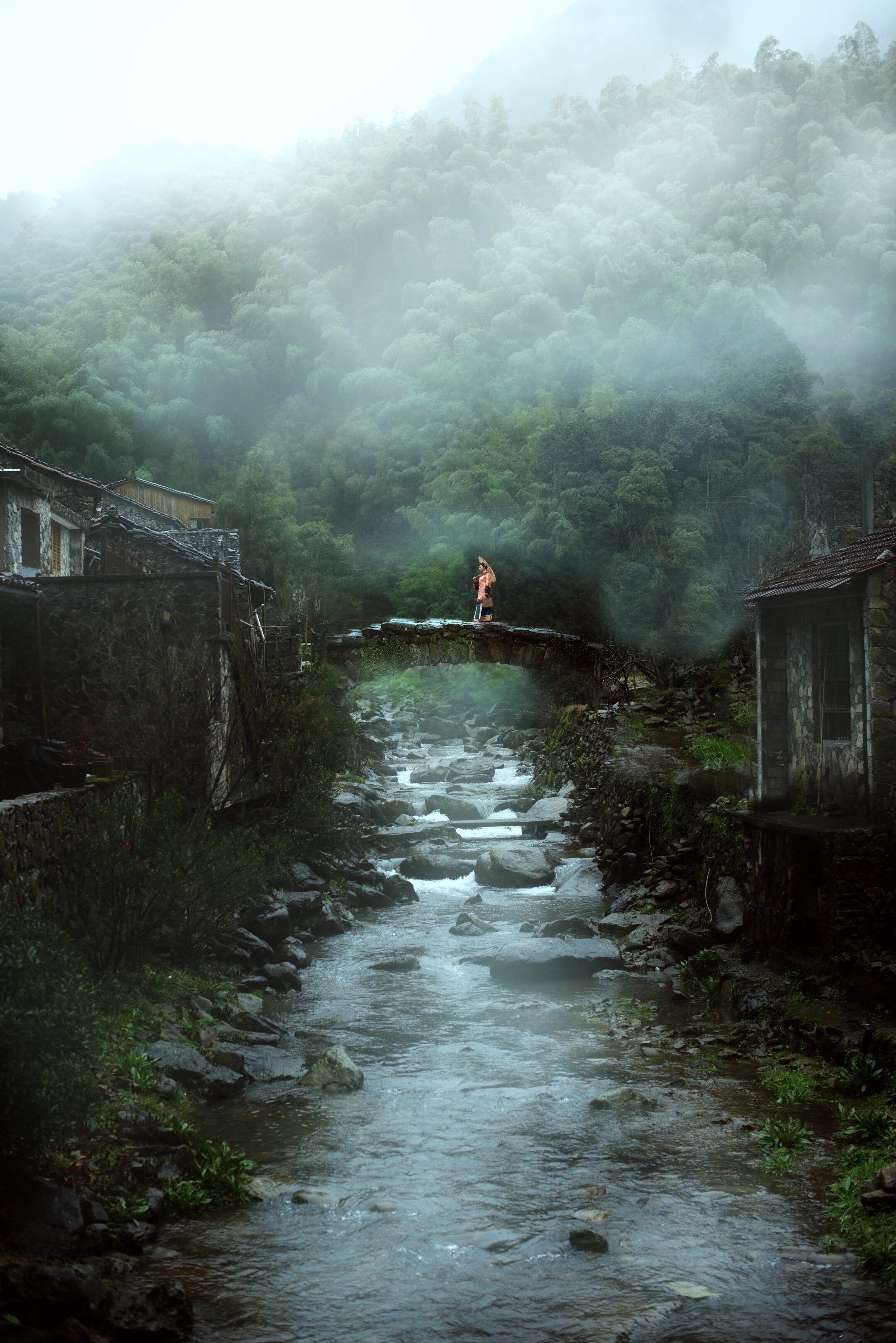 那江南的烟雨朦胧了她的美,怕她一笑倾城