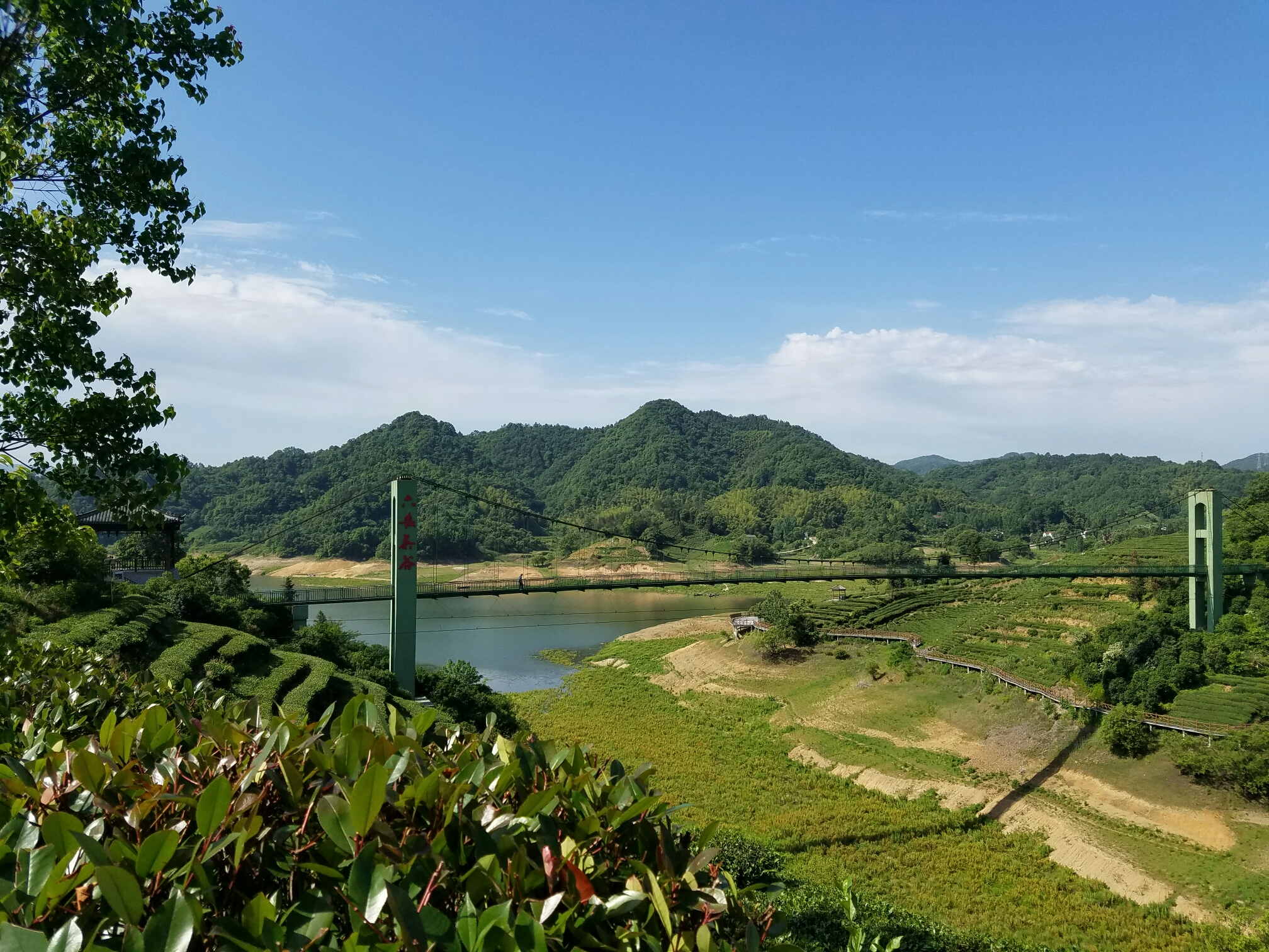 驴友团快乐行之二一一一响洪甸水库闲云潭影休闲农庄