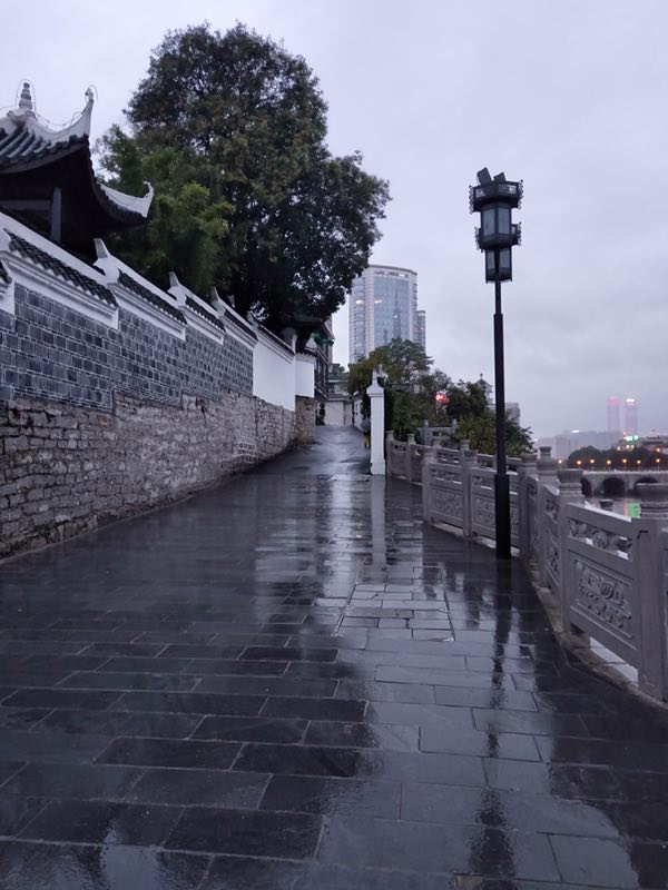 《梦里梦外是江南》作者:阿紫诵读:秀秀摄影:小凤