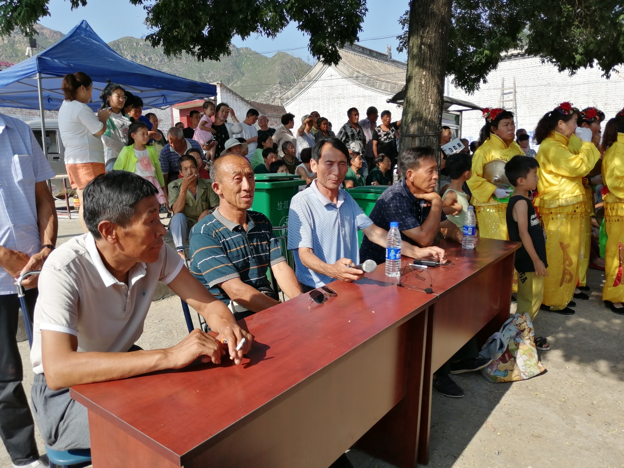 原平市东社镇东山底村古庙会热闹空前,快来看