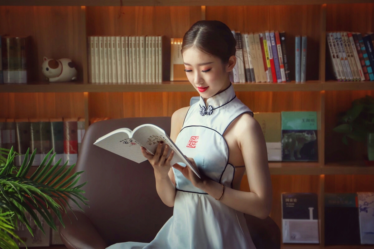 爱读书的女人最优雅最美丽