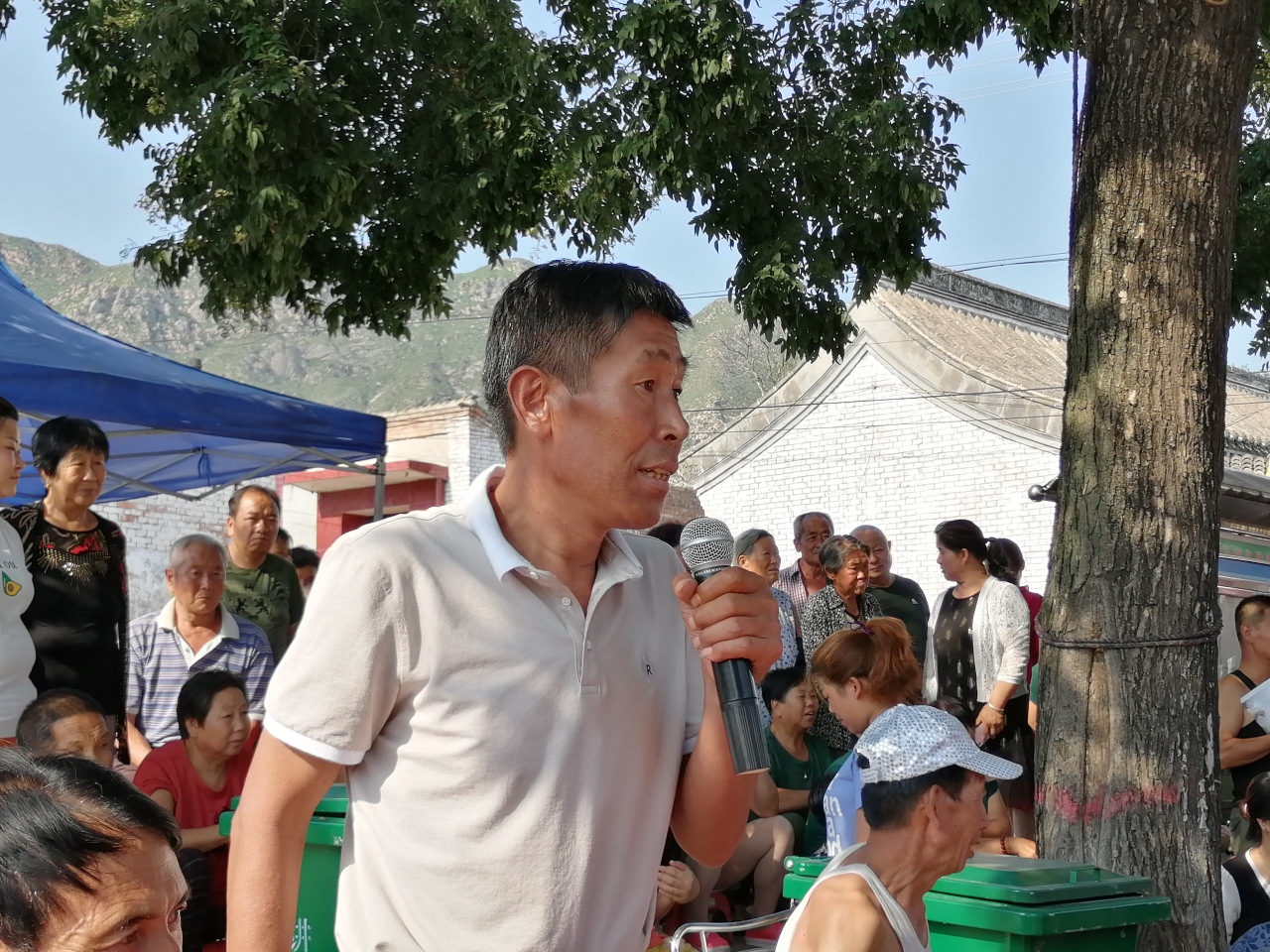 原平市东社镇东山底村古庙会热闹空前,快来看