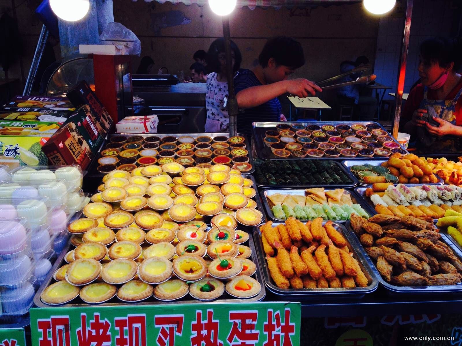 中山路小吃街"夜市美食一条街