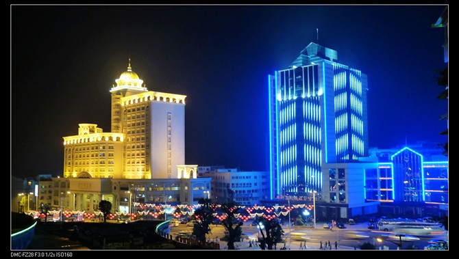 丰都夜景宏声广场