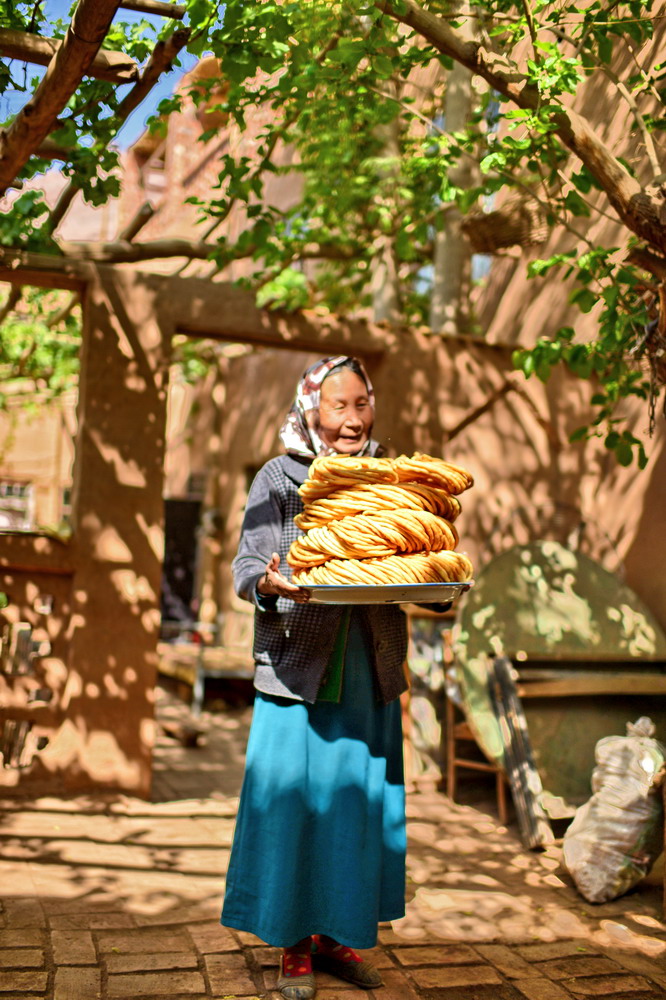 新疆风情:吐鲁番吐峪沟的千年土村
