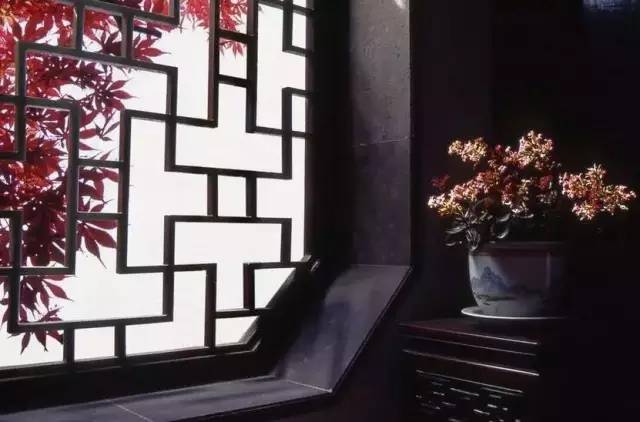 日子如流水,倏然间滑过去了