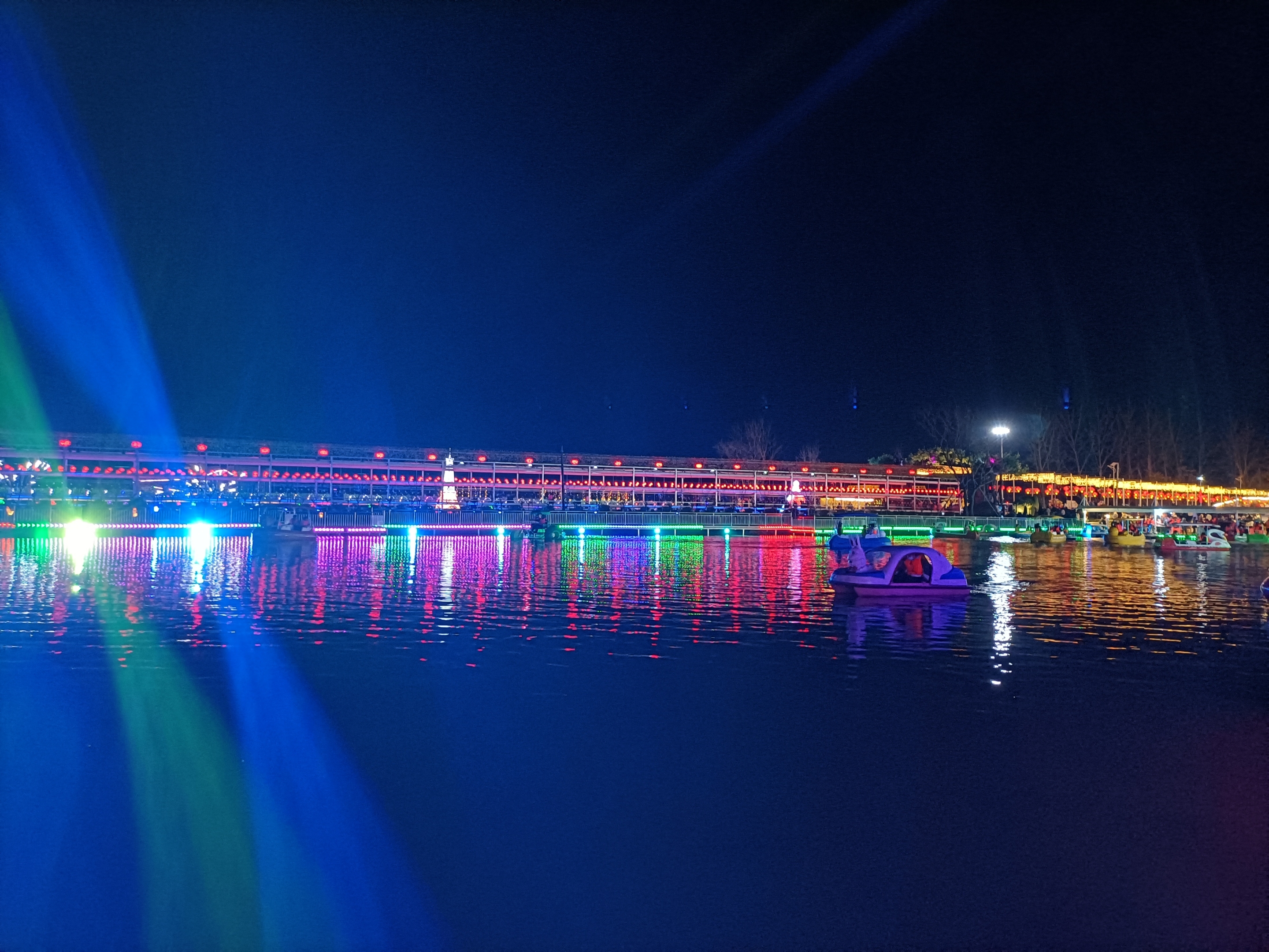 首发梦幻后山夜景