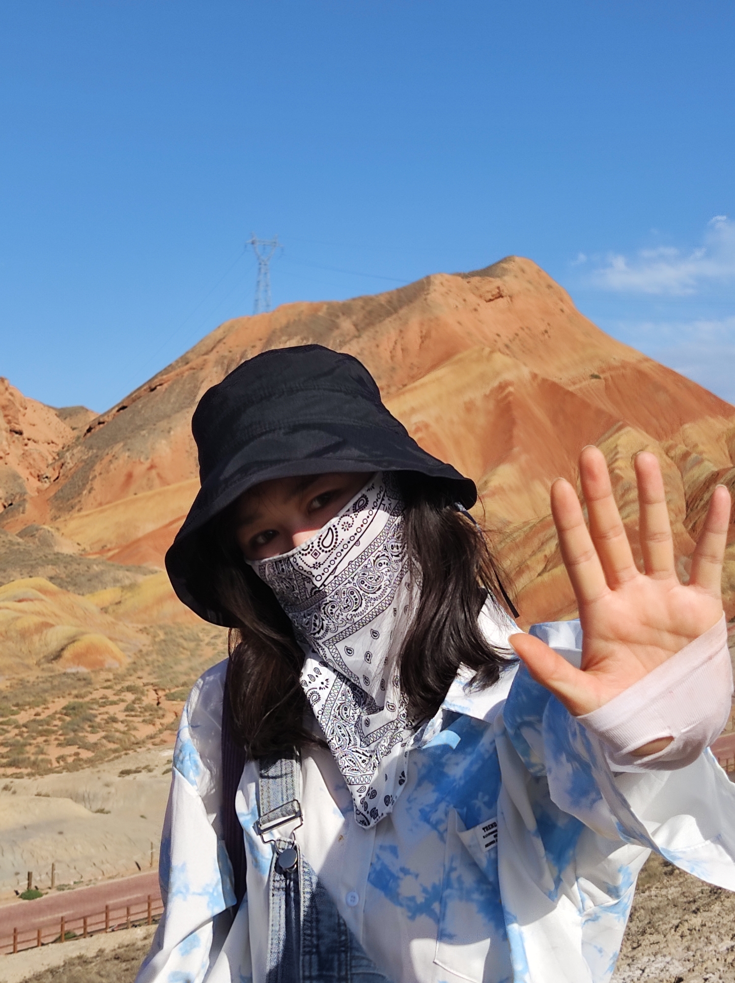 美女走丹霞: 甘肃张掖七彩丹霞公园及平山湖大峡谷行摄之旅