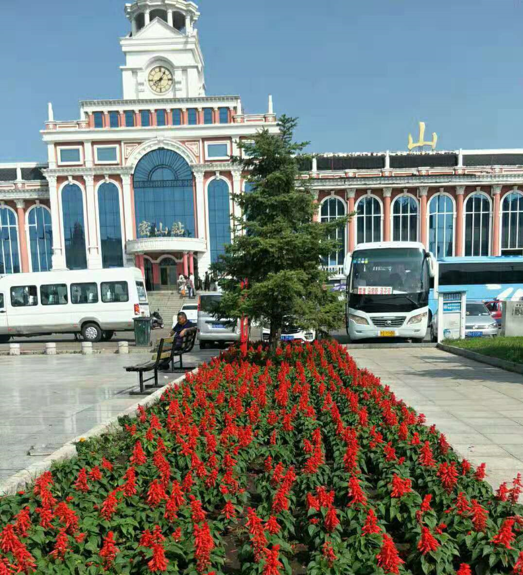 在黑龙江省密山市黑台镇兴胜村,流传着亿万富翁刘占国发达致富