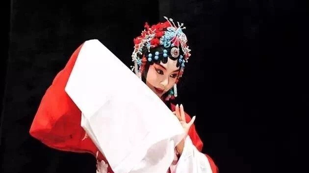 《秦雪梅》
