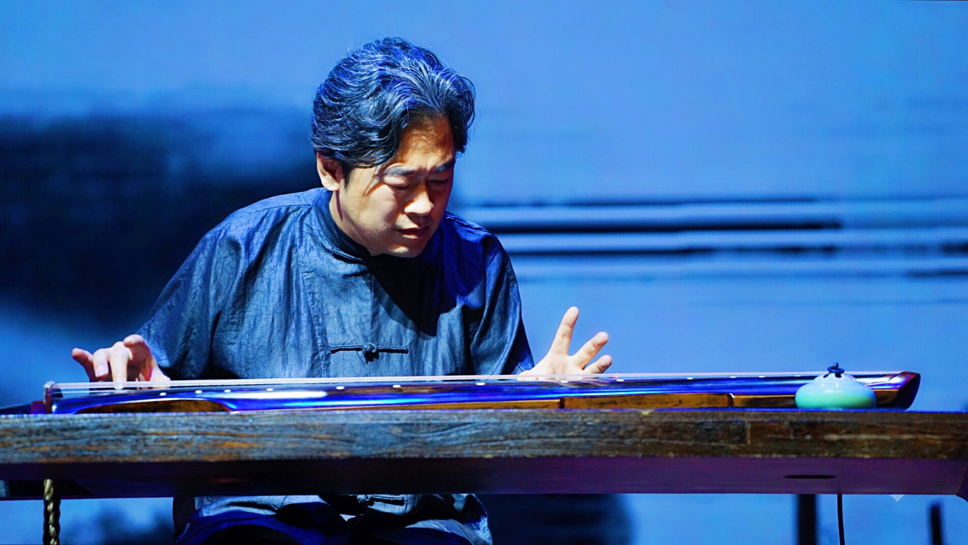 二,古琴独奏 离骚 李一凡