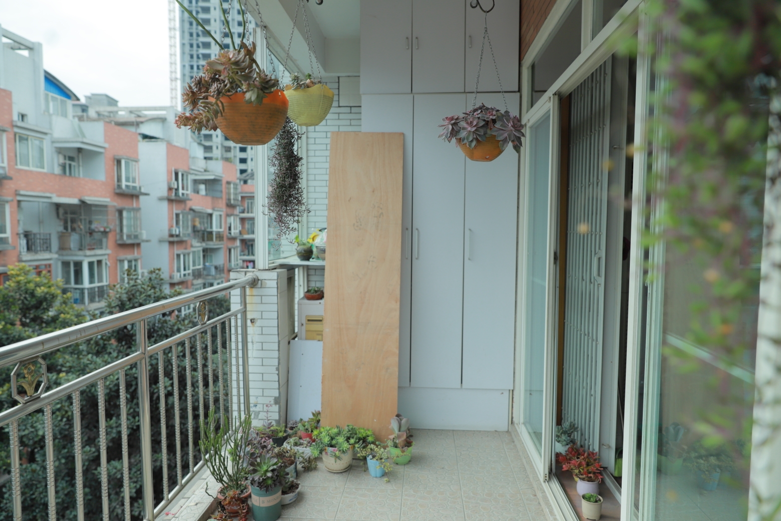 启明星花园中庭,131平322双阳台,前后无遮挡,急于用钱,低价出售,联系