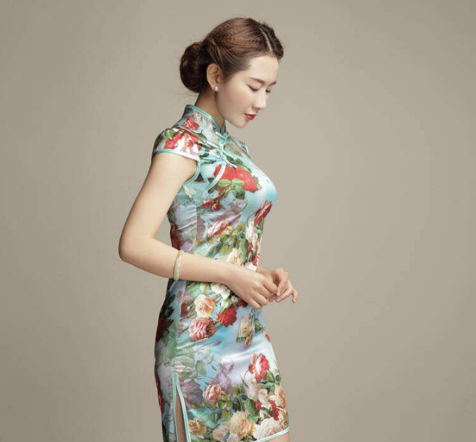 找中国最美的旗袍照片图片