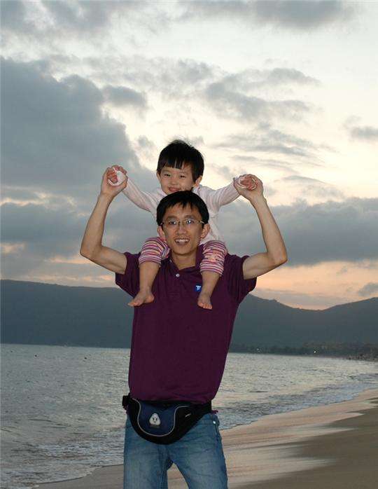 《父亲》作者:新婕