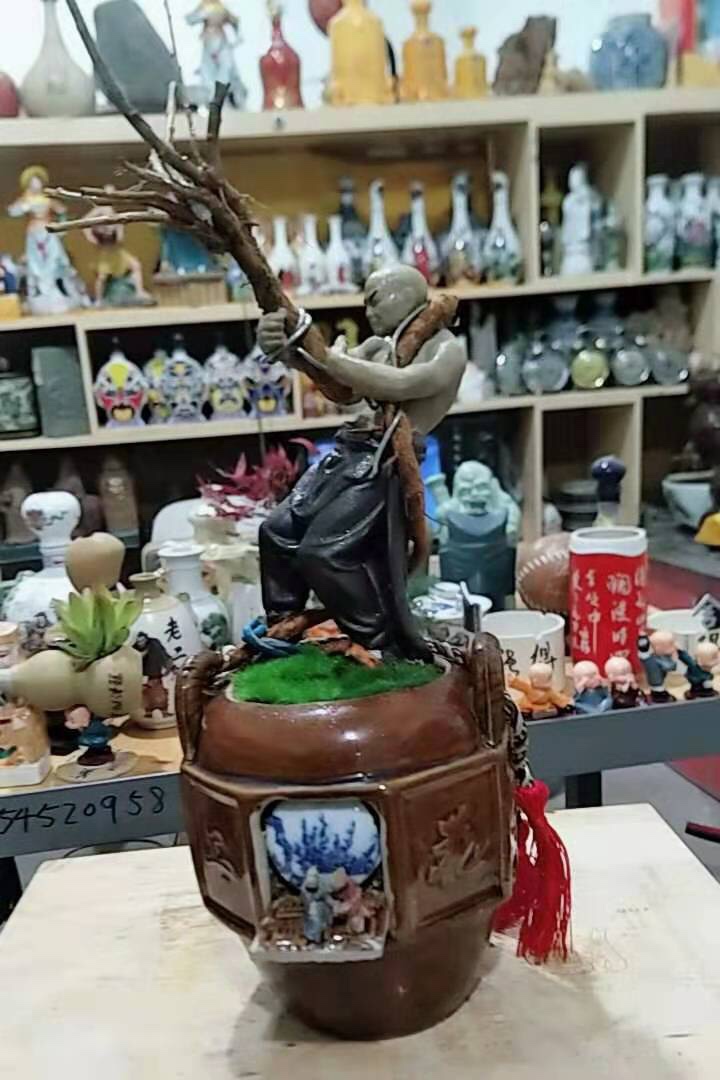 邹城瓶艺缤纷 ———中外酒协济宁酒和器联谊会李猛酒瓶雕刻艺术集锦