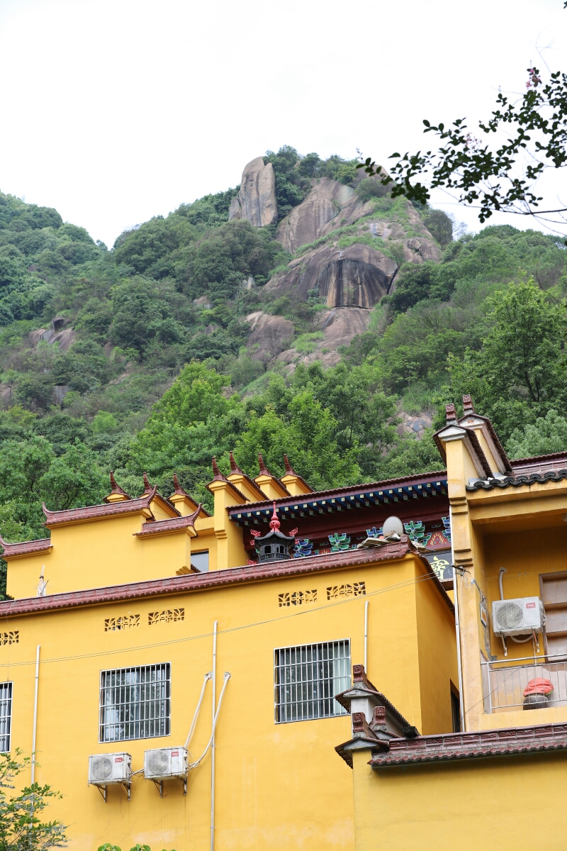 时间:2020年6月13日 地点:青阳九子岩 摄影:剑平 特别声明:本文观点仅