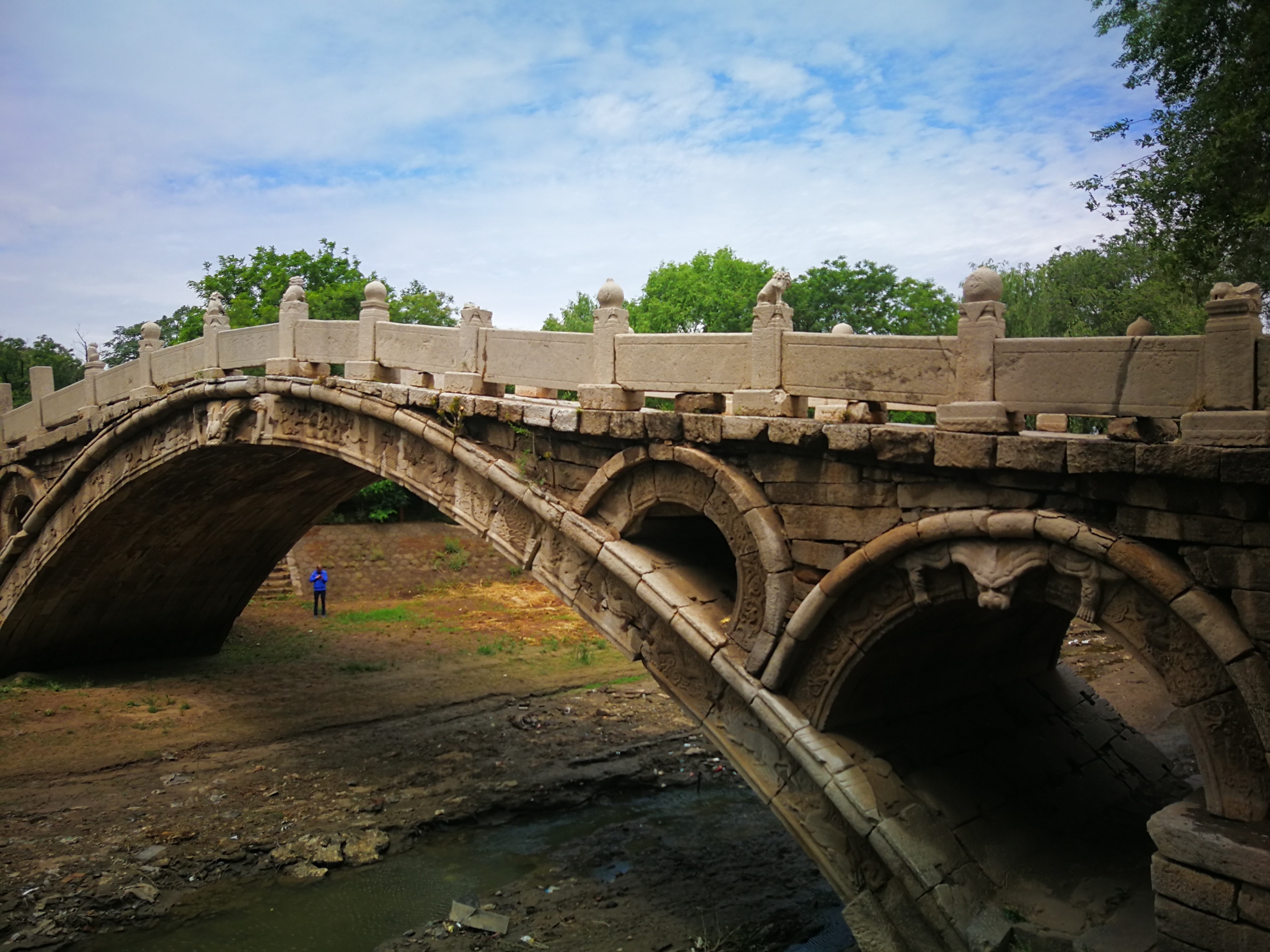 广府古城广场一一弘济桥
