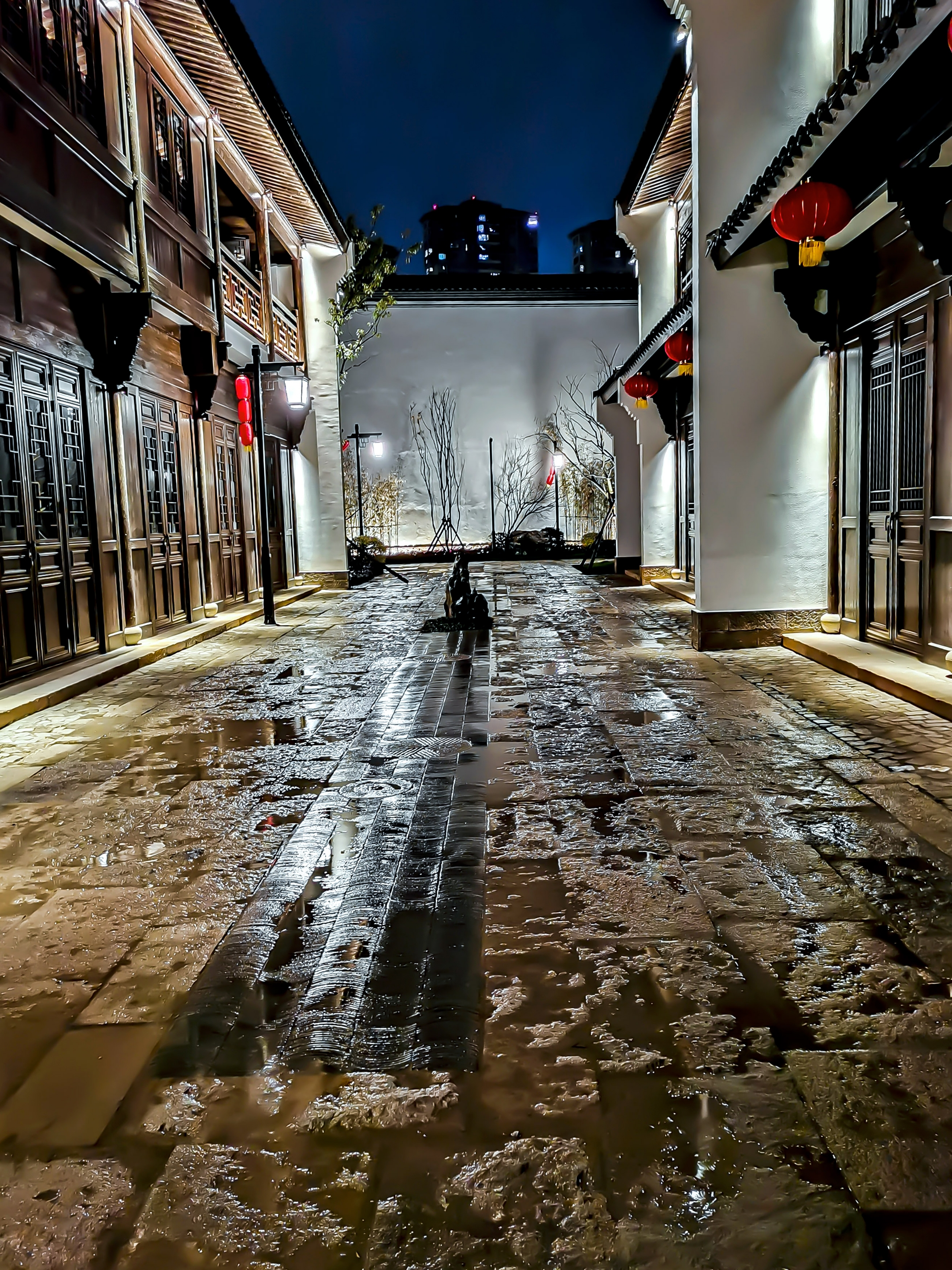 手机篇雨夜小镇静悄悄
