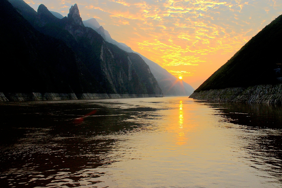 自然风景太阳山水图片