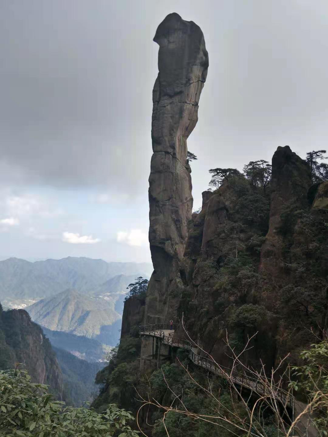 【特别推荐】刘文洲原创/《巨蟒出山》