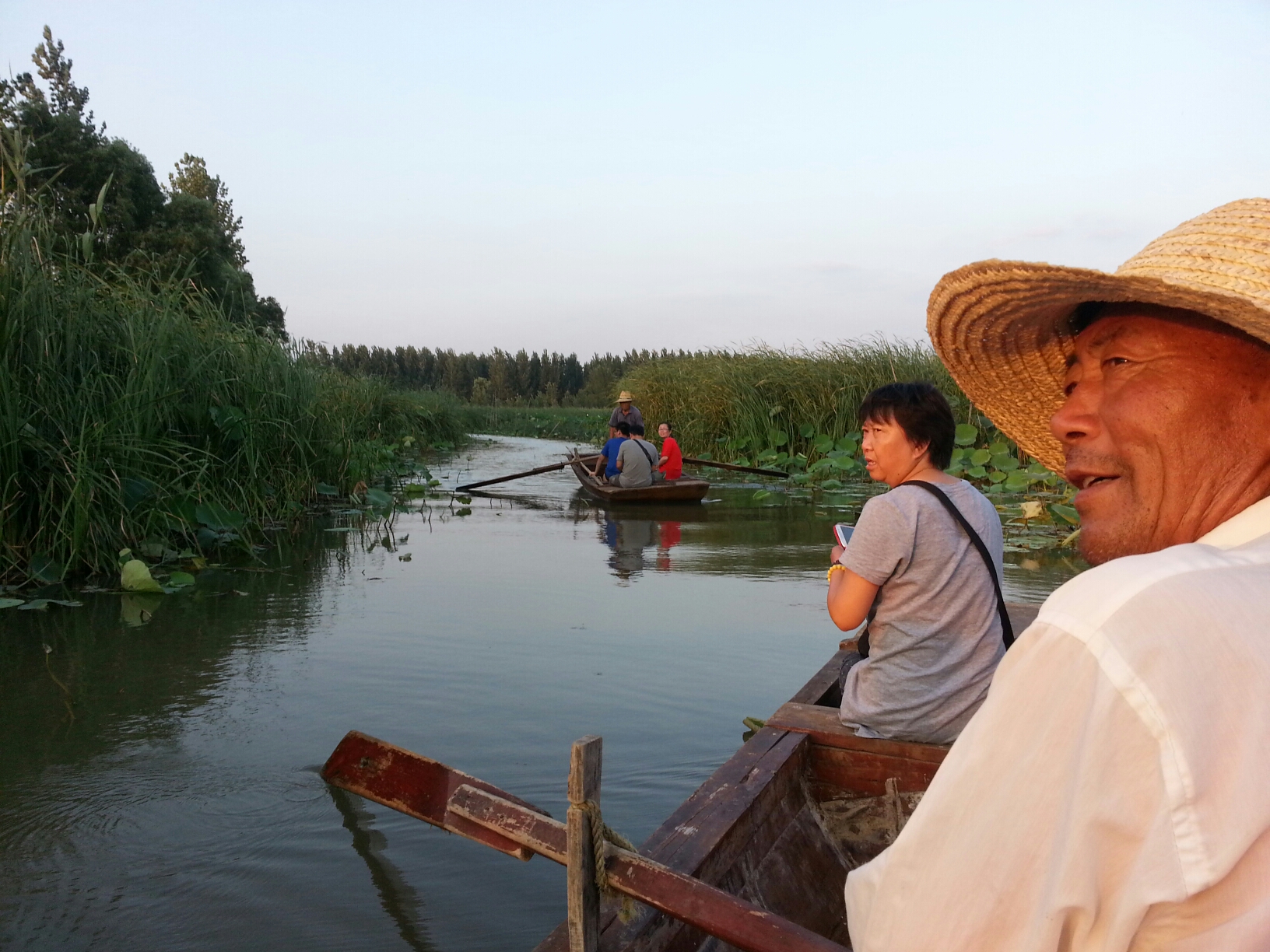 微山湖上靜悄悄