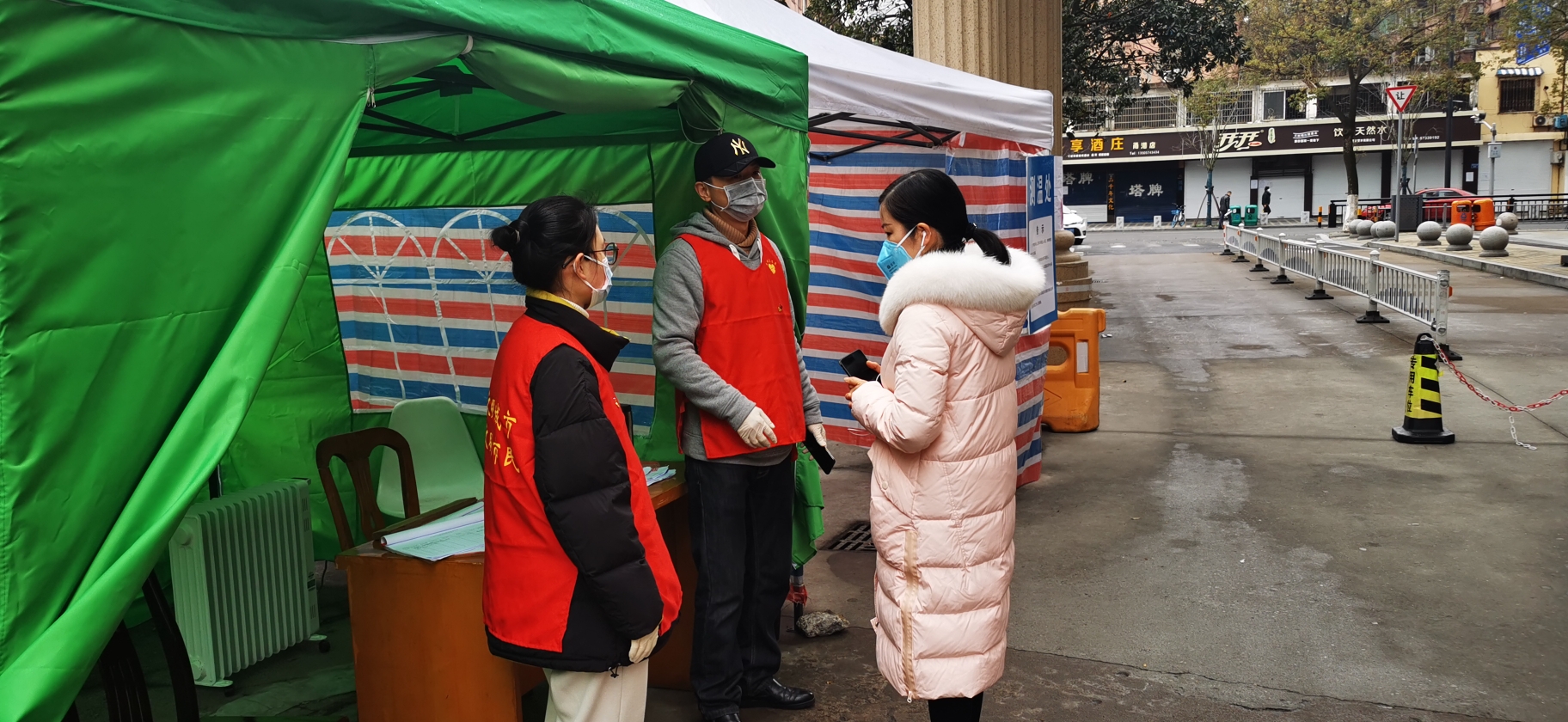 2020年鄞州区百丈街道中山社区防疫防控工作剪影