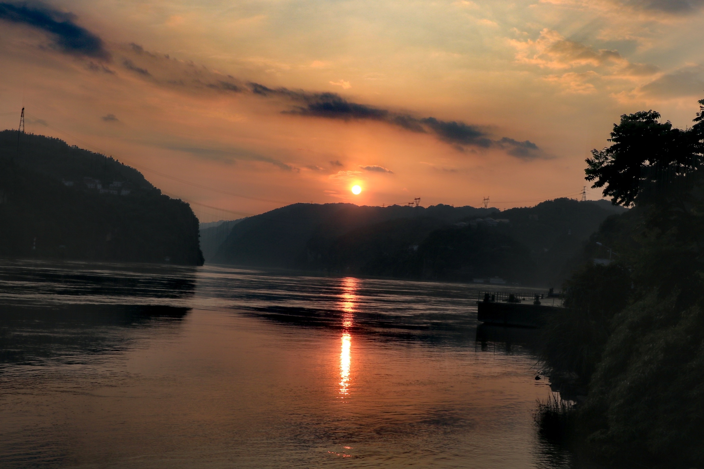 西陵峡口夕阳