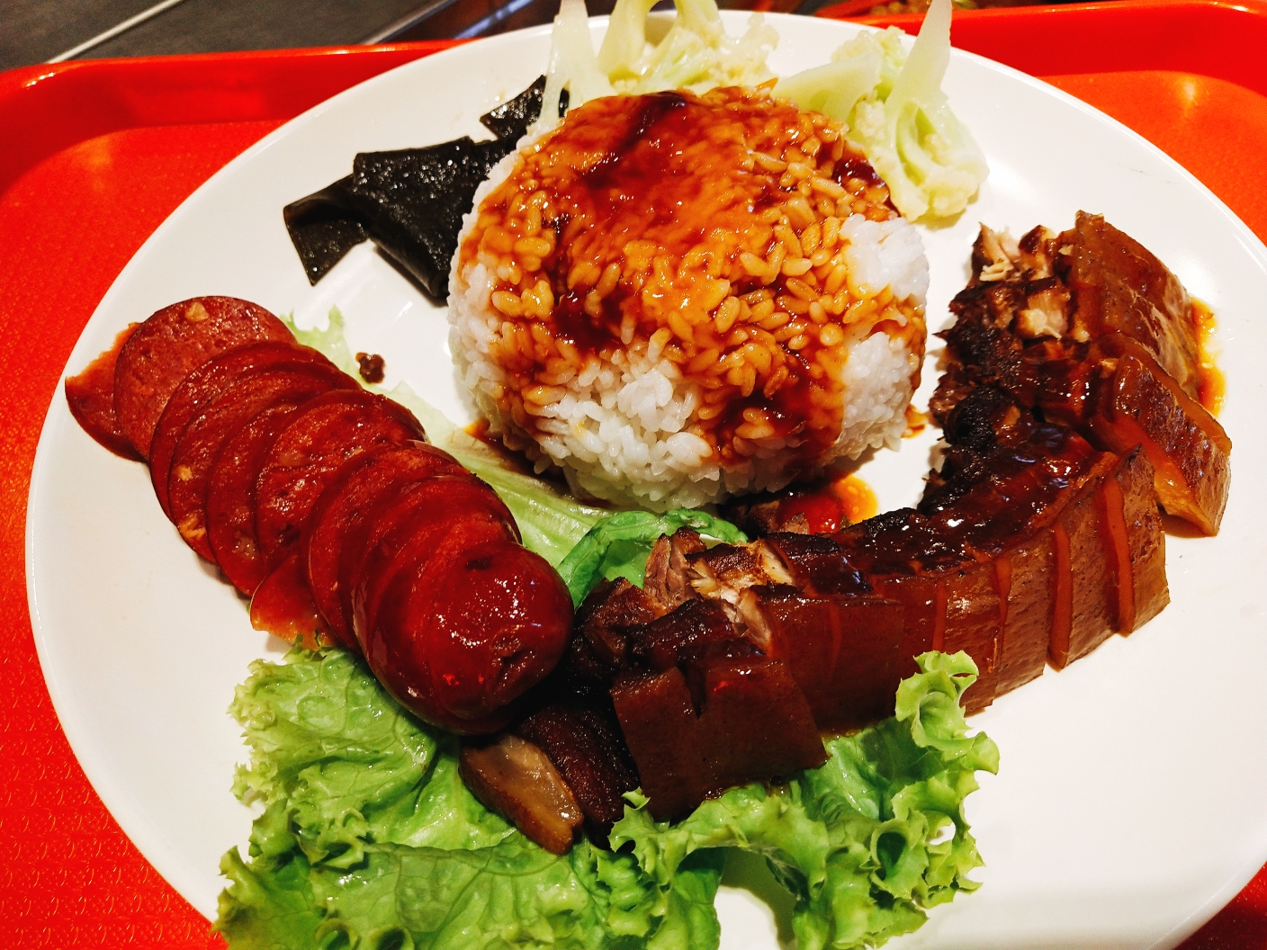 卤肉拼盘饭 制作人:范思亮