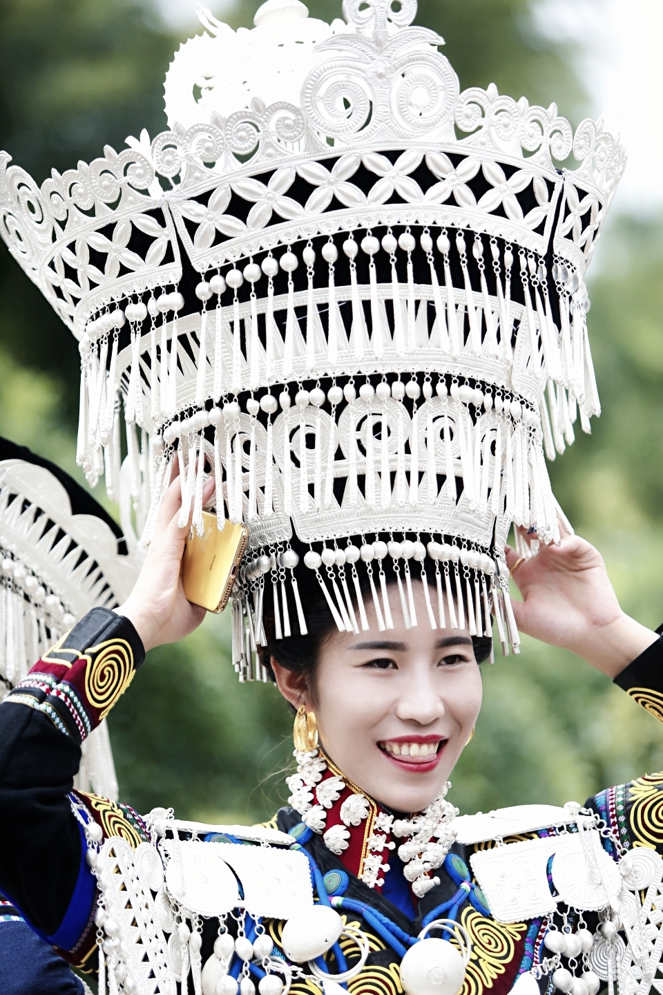 川西南  大凉山  布拖  美姑 彝族火把节选美活动中 那危乎高哉  硕大