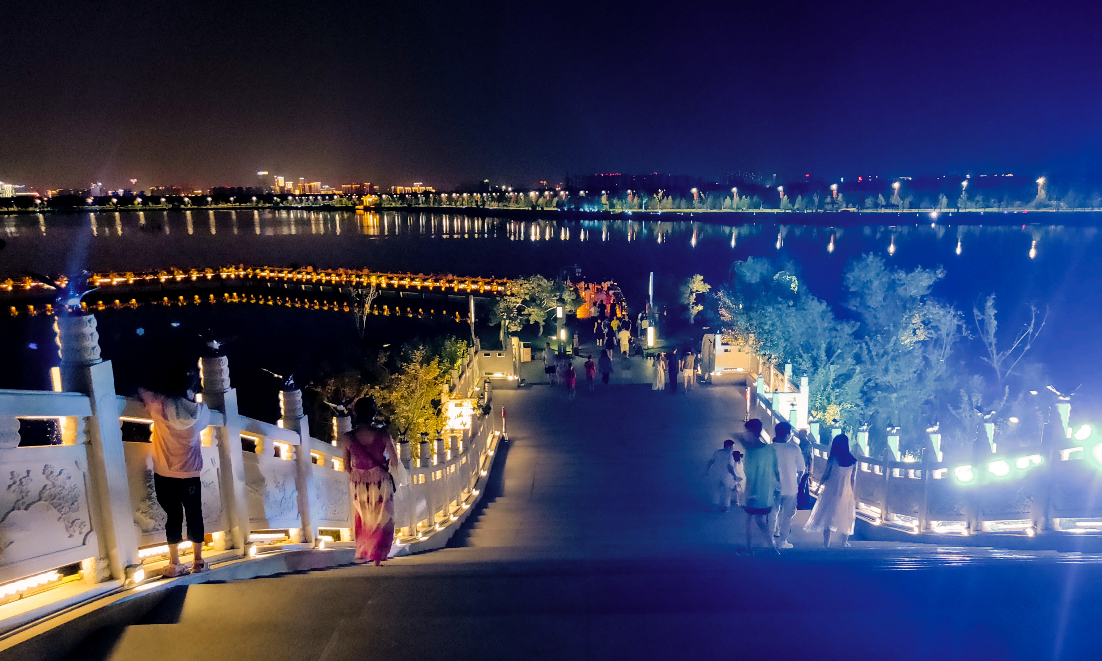 七夕节游昆明池七夕公园