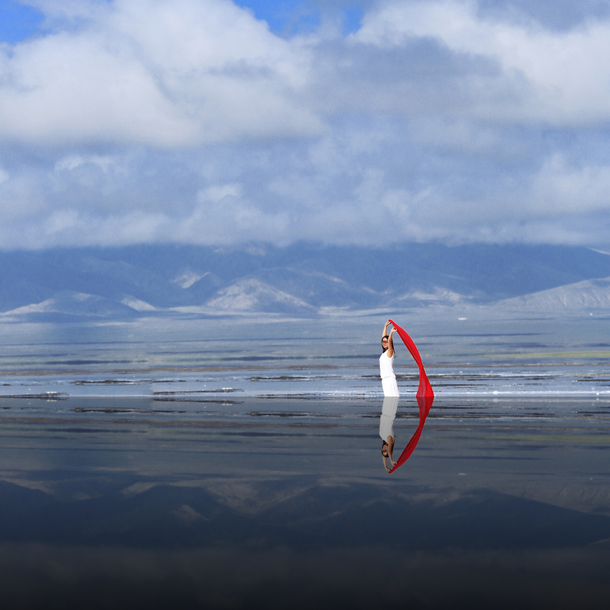 利用倒影进行拍摄,将简单的画面变得更富有内涵,更有艺术感.