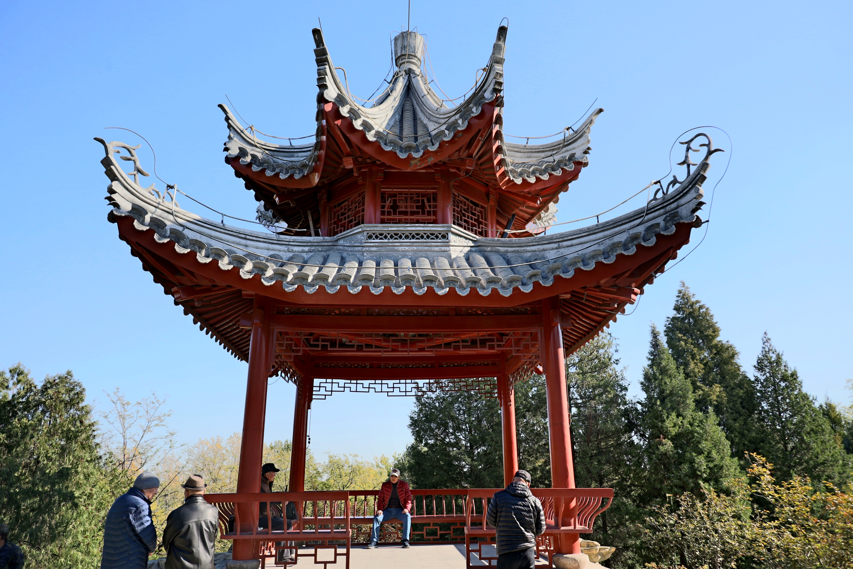 陶然亭公园里的华夏名亭园