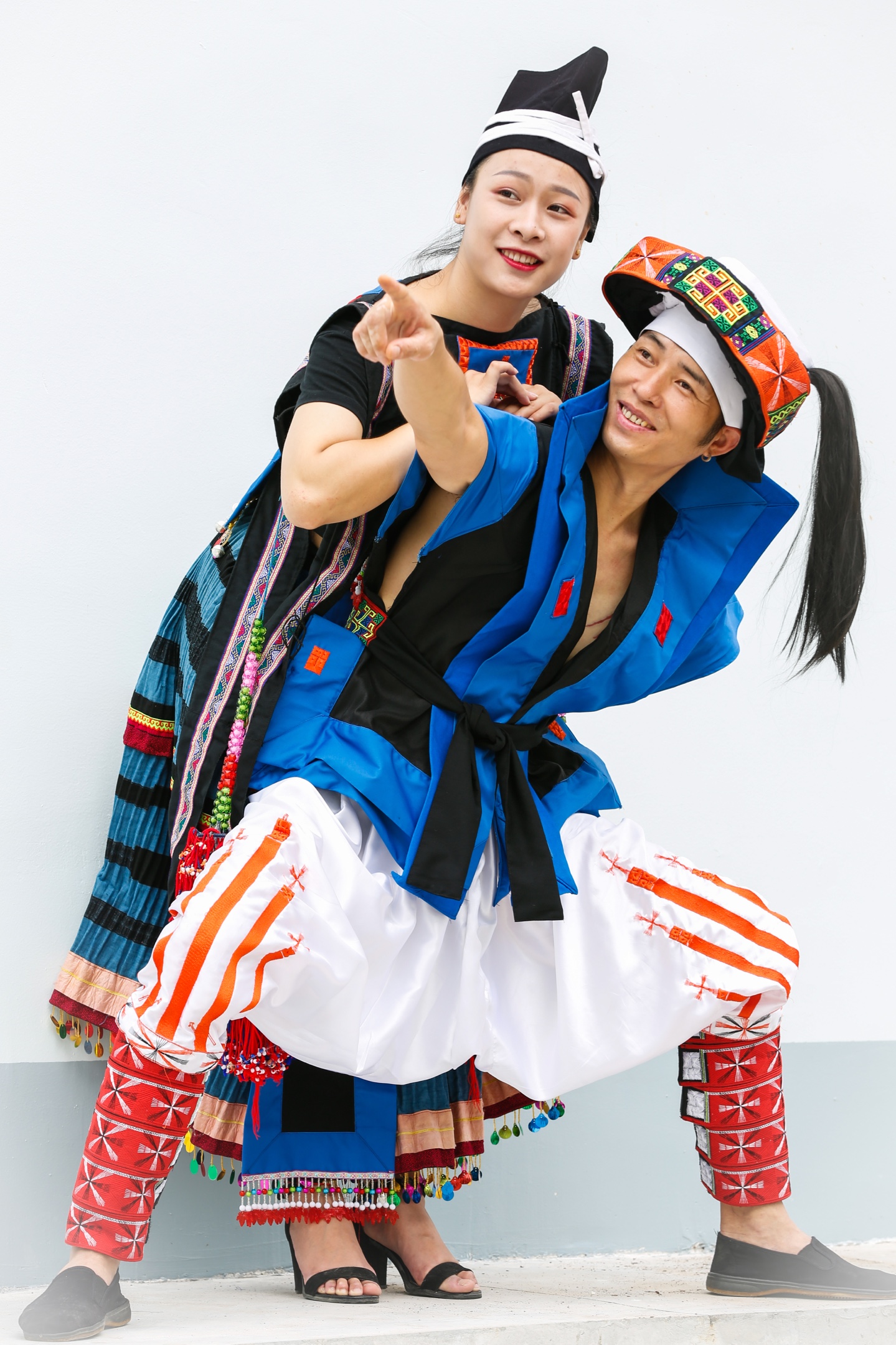 多彩荔波民族风布水苗瑶情韵浓 一一荔波民族创意服饰