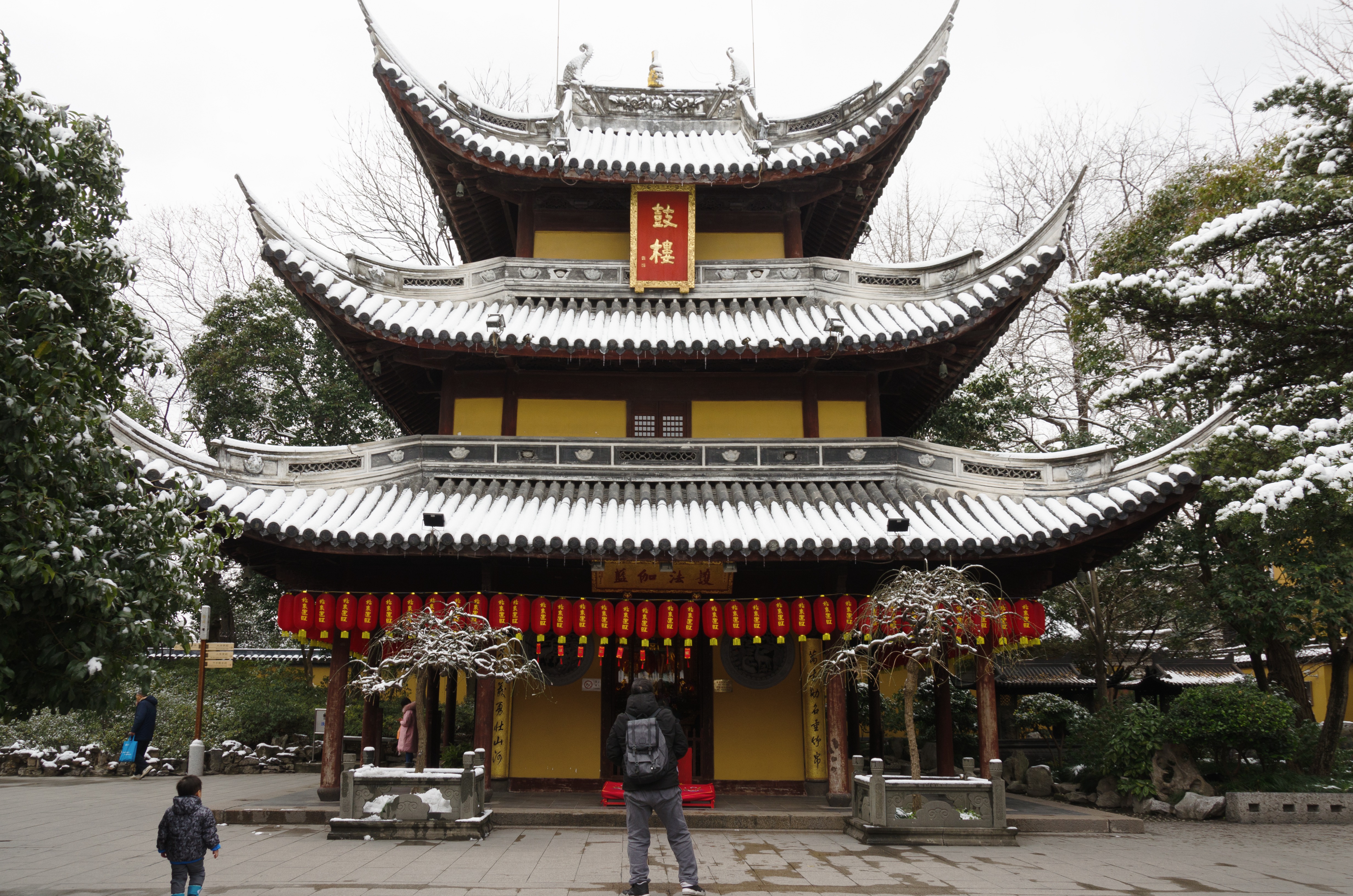 首发拍摄古寺里的那场瑞雪