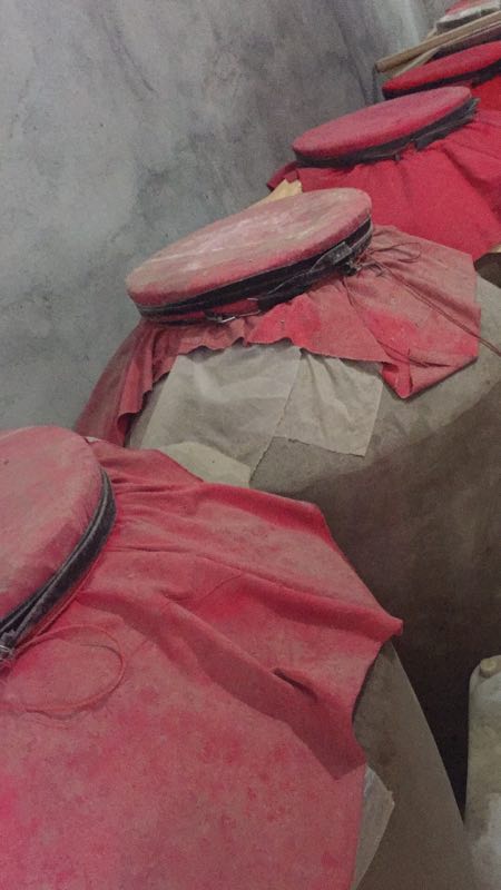 每一缸酒都沉淀了酿酒师的心血