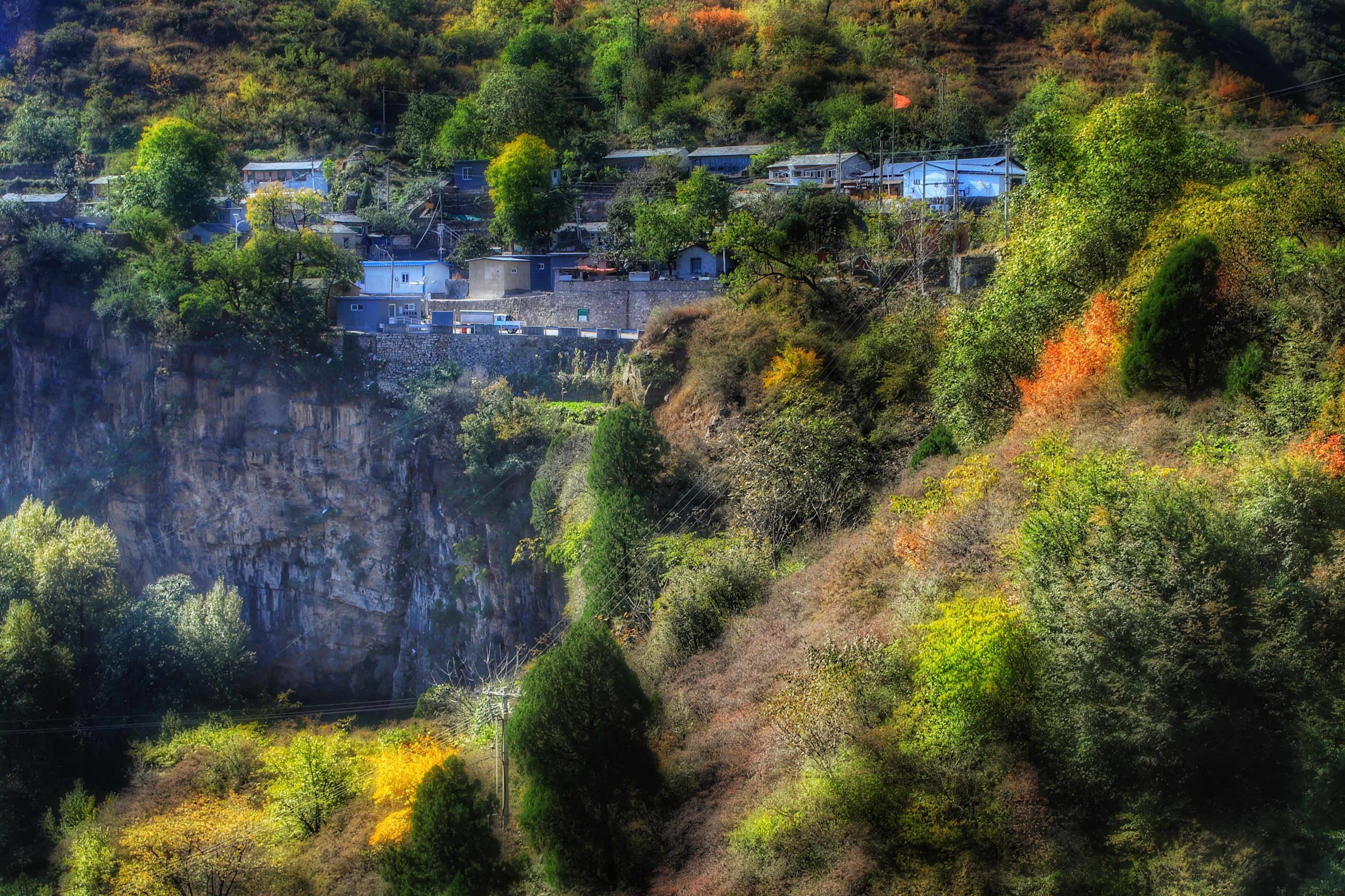 美丽的谷峪神话古朴的世外桃源