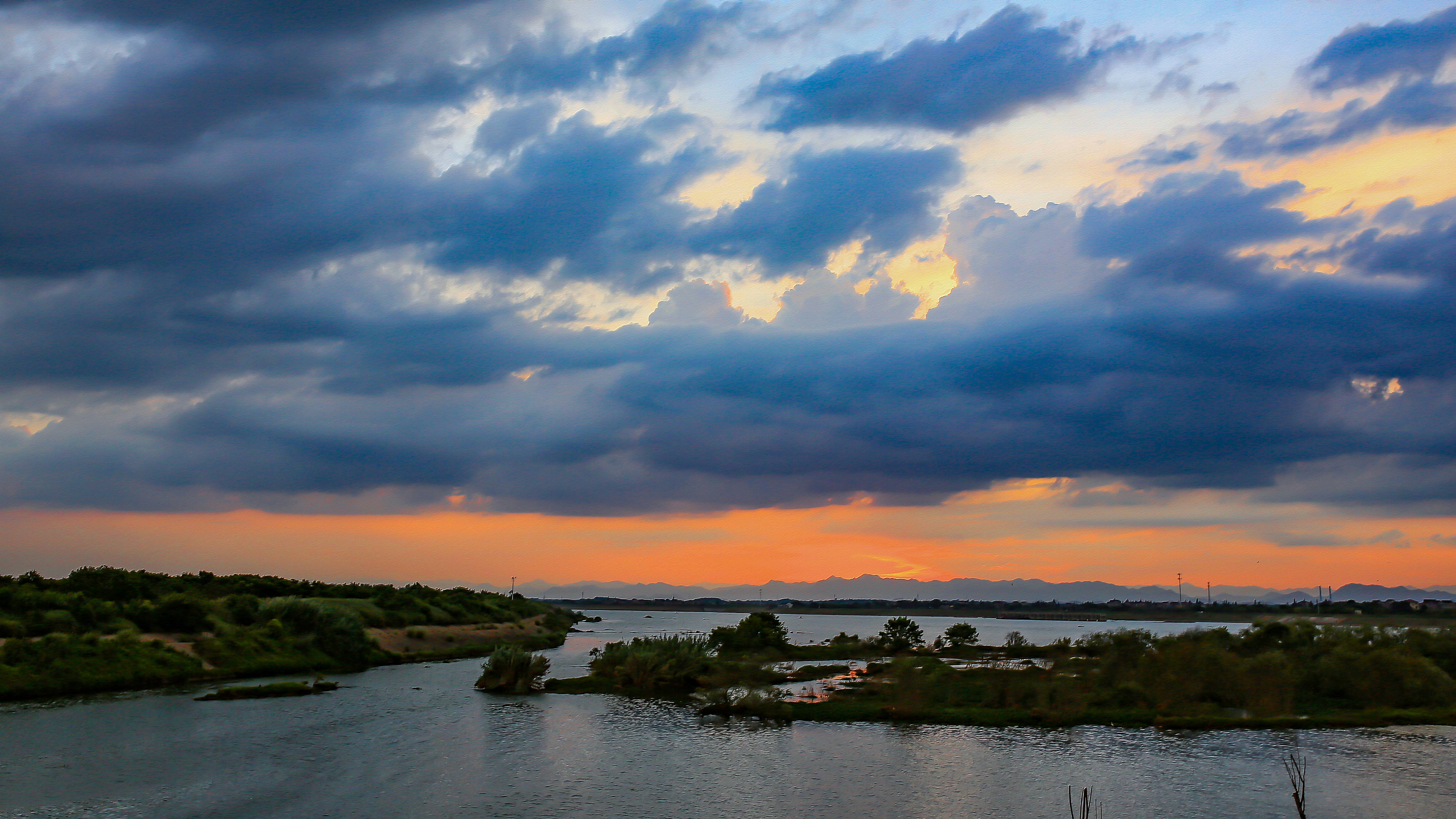 风起云涌之云夕水岸