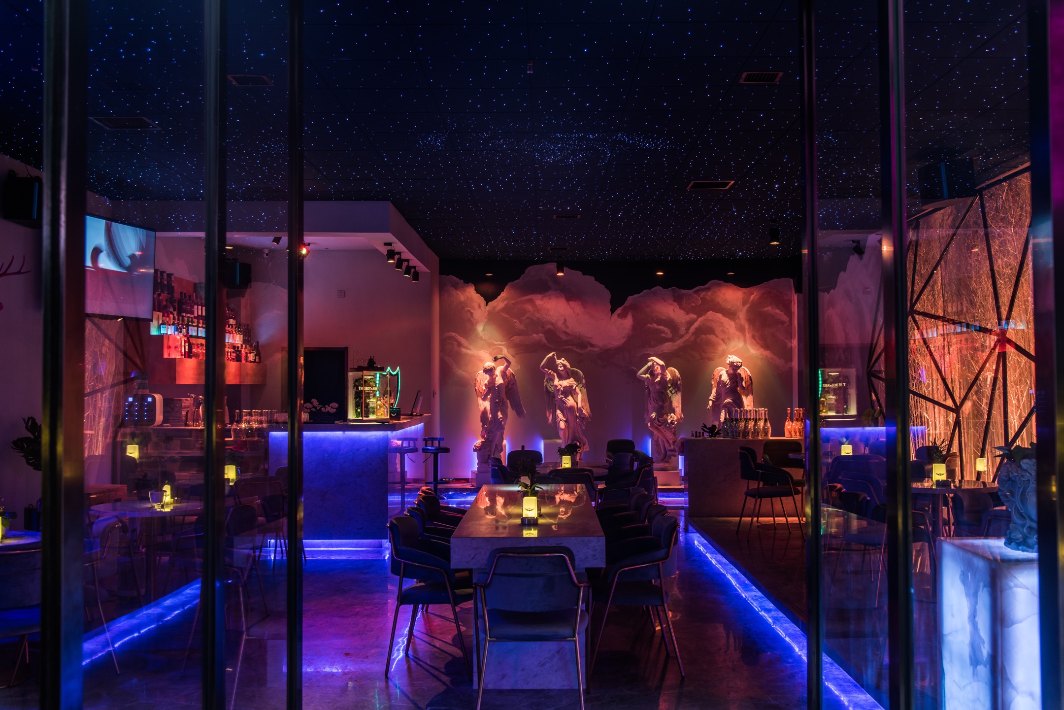 就在1月24号,大神级dj jeams king (kk)空降chillbar,与你分享私藏好
