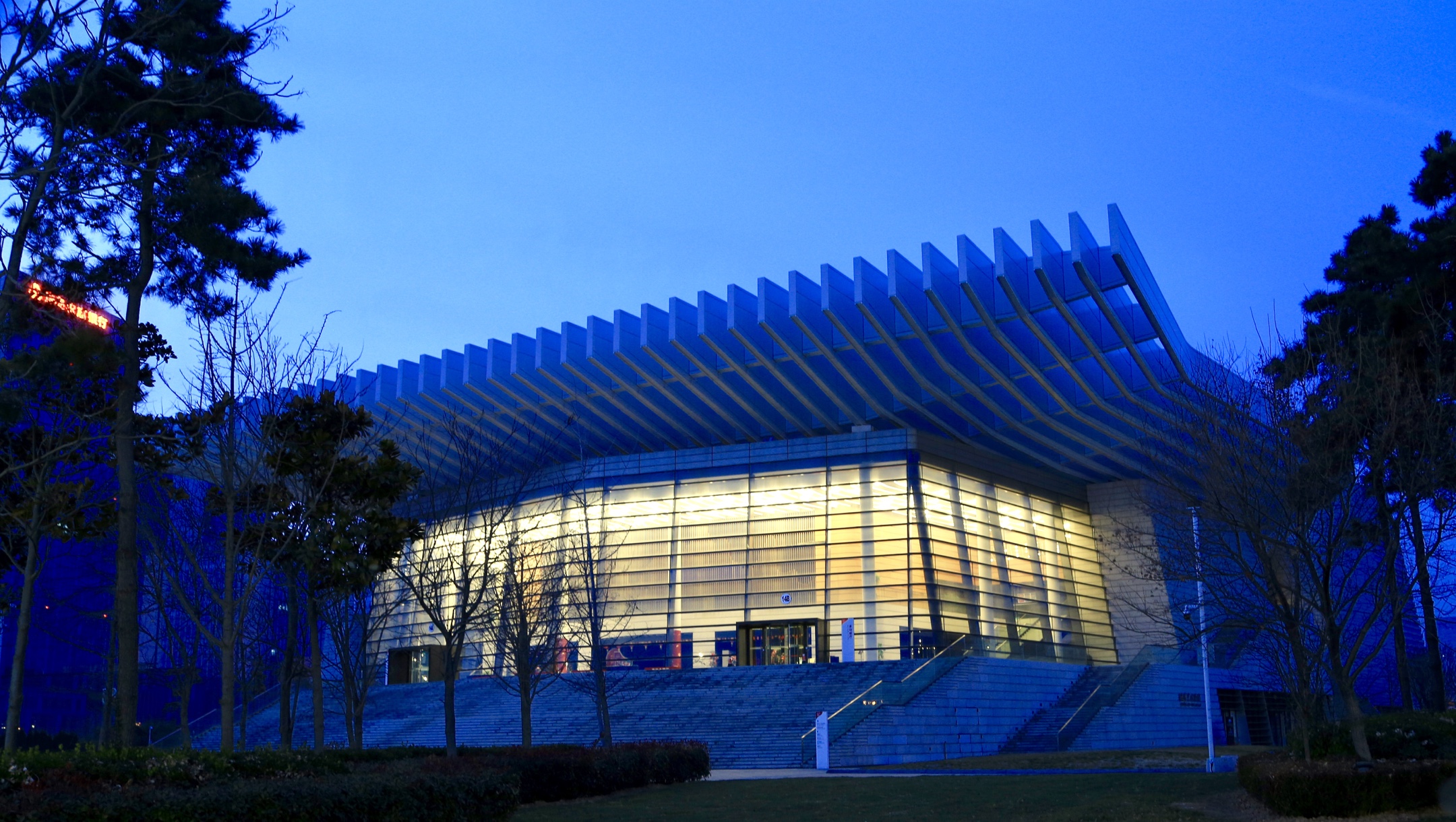 青岛大剧院外貌