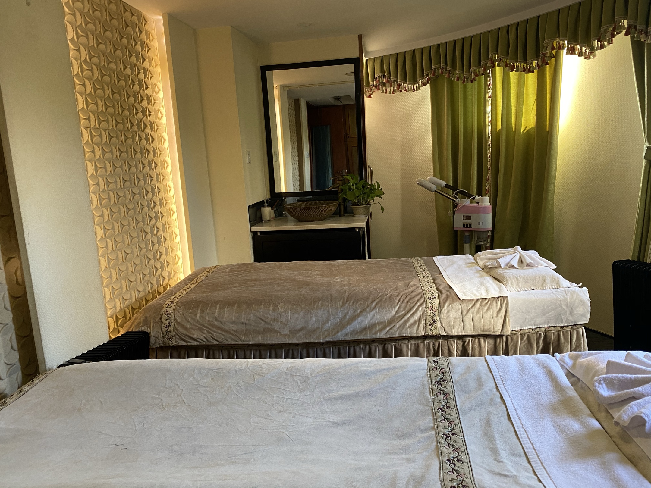 克丽缇娜的家人们,让您久等了,很想您.今日起,我们可以安心见面啦.