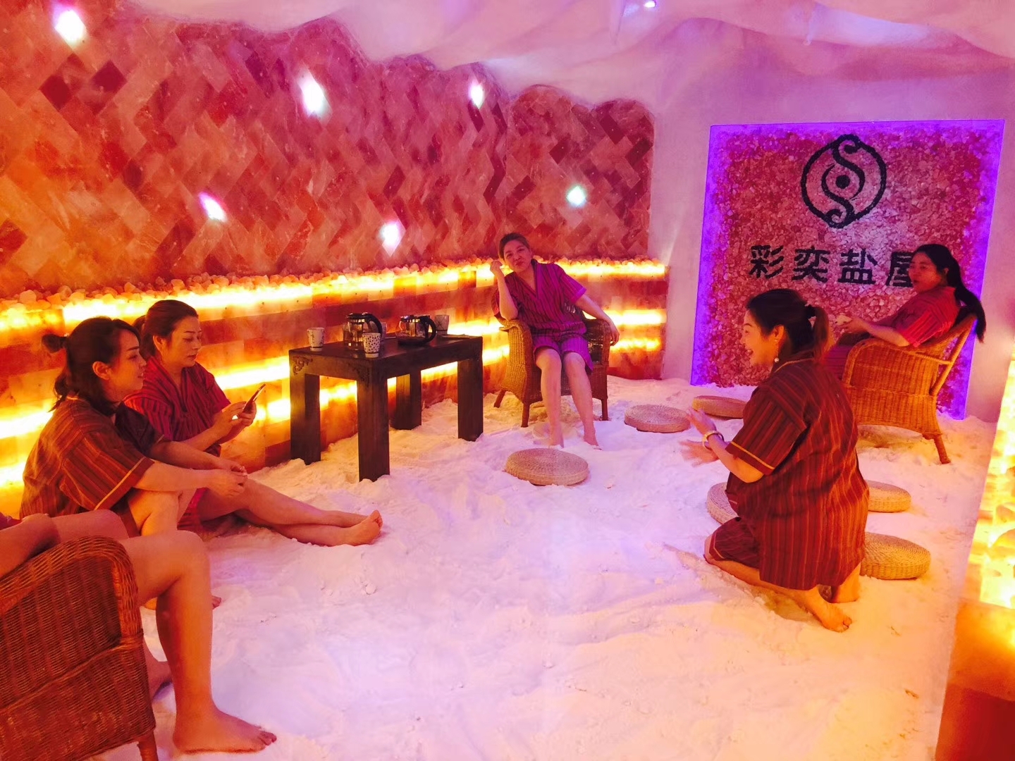 为什么说彩奕盐疗房比大多数同行盐蒸房好很多?