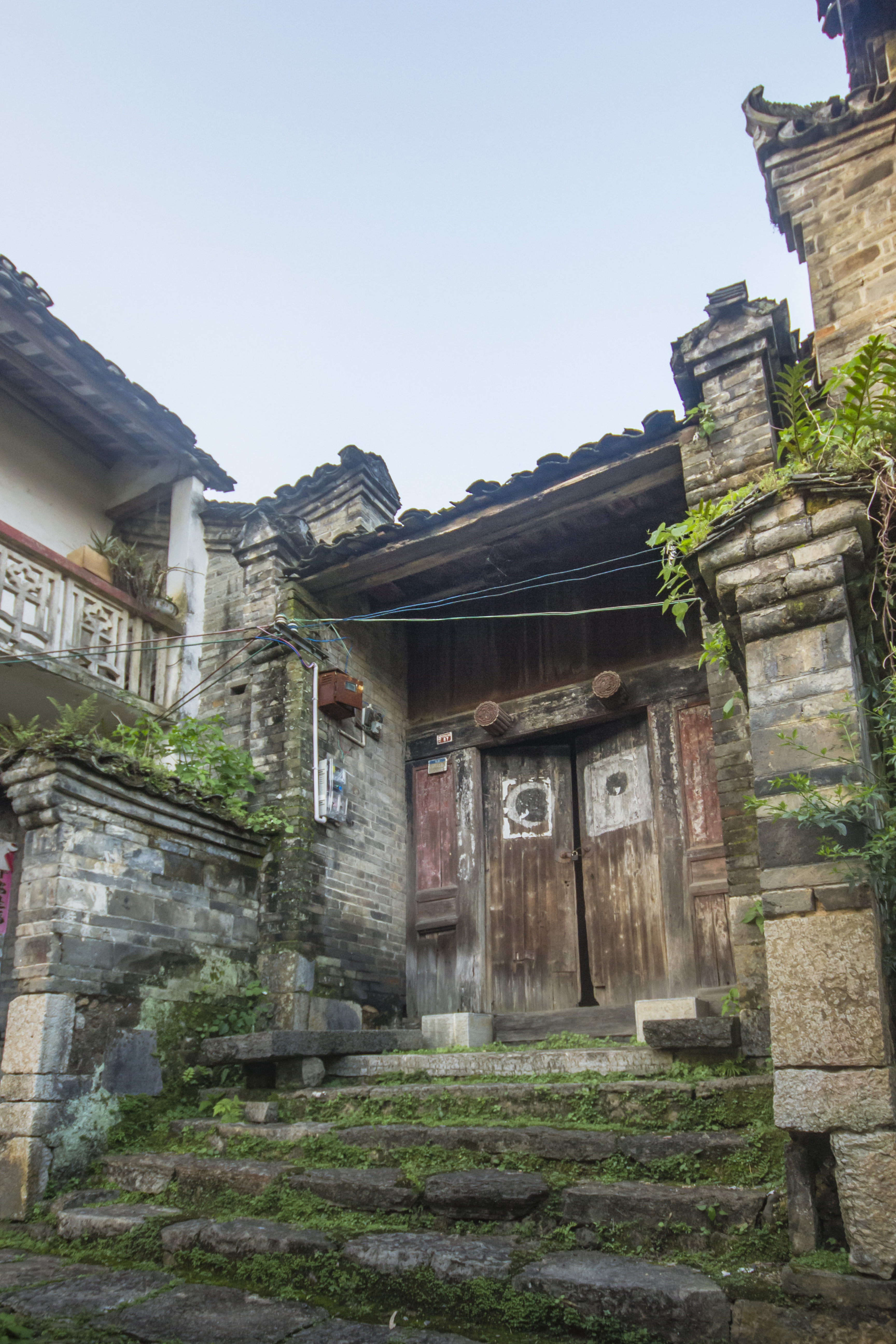 留守老村隔代的轮回